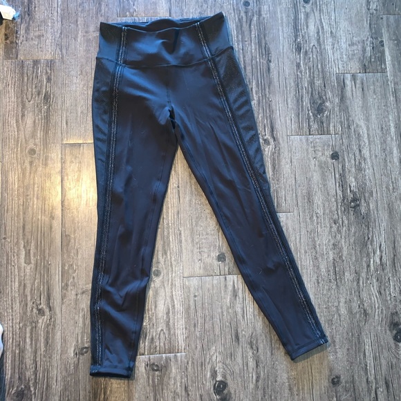 Lululemon luxtreme tight - Picture 1 of 4